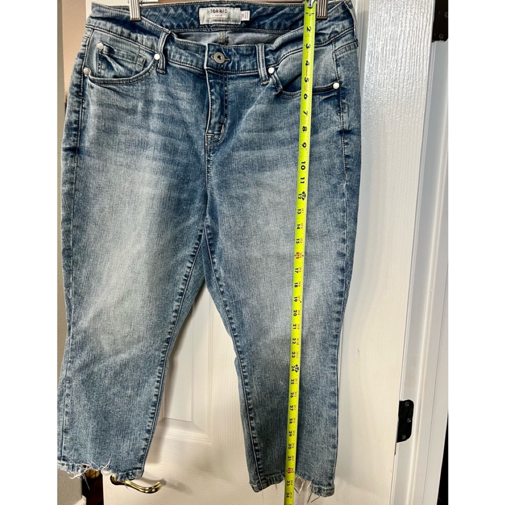 Torrid crop jean